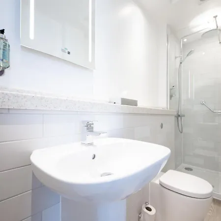 The White Lion By Innkeeper's Collection Hotel 4*