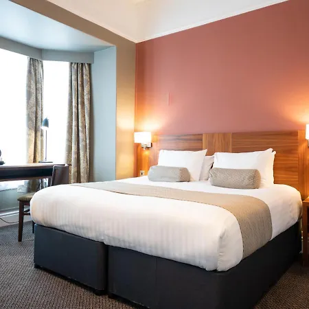 Hotel The White Lion By Innkeeper's Collection