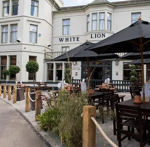 The White Lion By Innkeeper's Collection