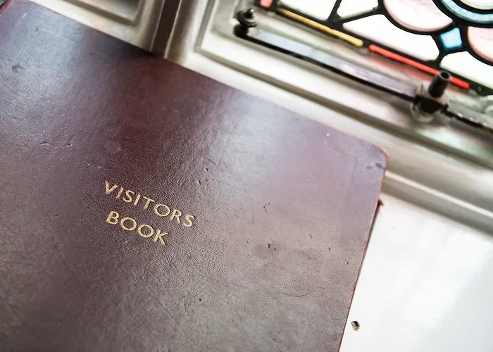 Hotel The White Lion By Innkeeper's Collection 4*